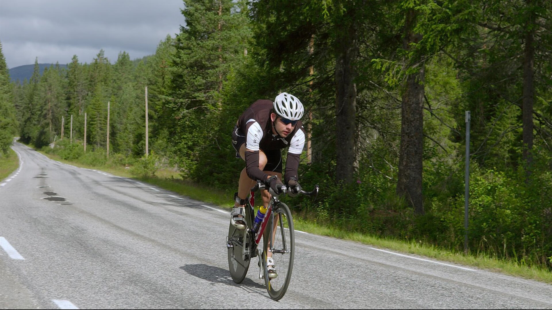 中国女篮强化篮下争夺能力,中国女篮又出巨无霸